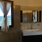 Villa Keshtjella Myftari Patos