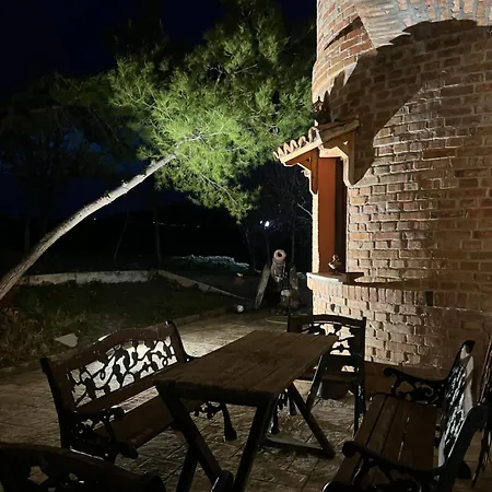 Villa Keshtjella Myftari Patos