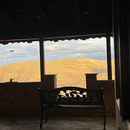 Villa Keshtjella Myftari Patos