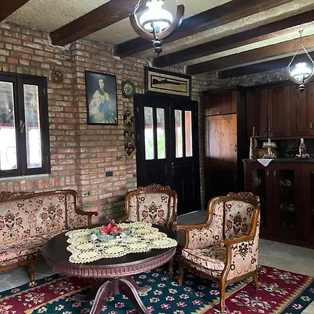 Villa Keshtjella Myftari