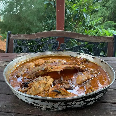 Keshtjella Myftari Villa Patos